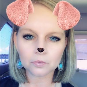 Meet your Posher, Roberta